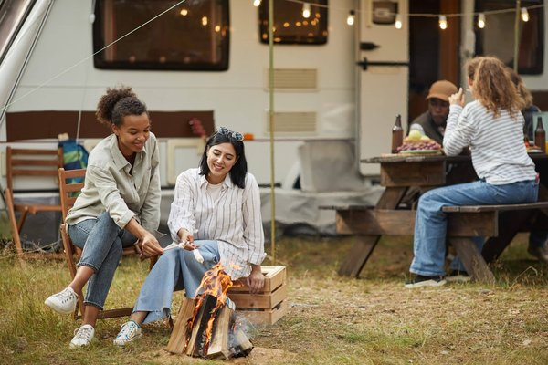 Quelle est la meilleure période pour visiter le camping La Sagne ?